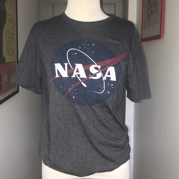 Old Navy NASA T Shirt Size M๐ - Picture 3 of 6